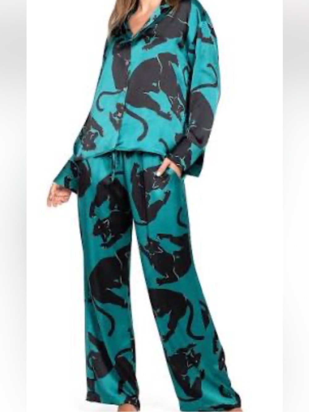 Bloomingdale's  NWT Midnight bakery Teal and Black Panther-Print Pajama Set M